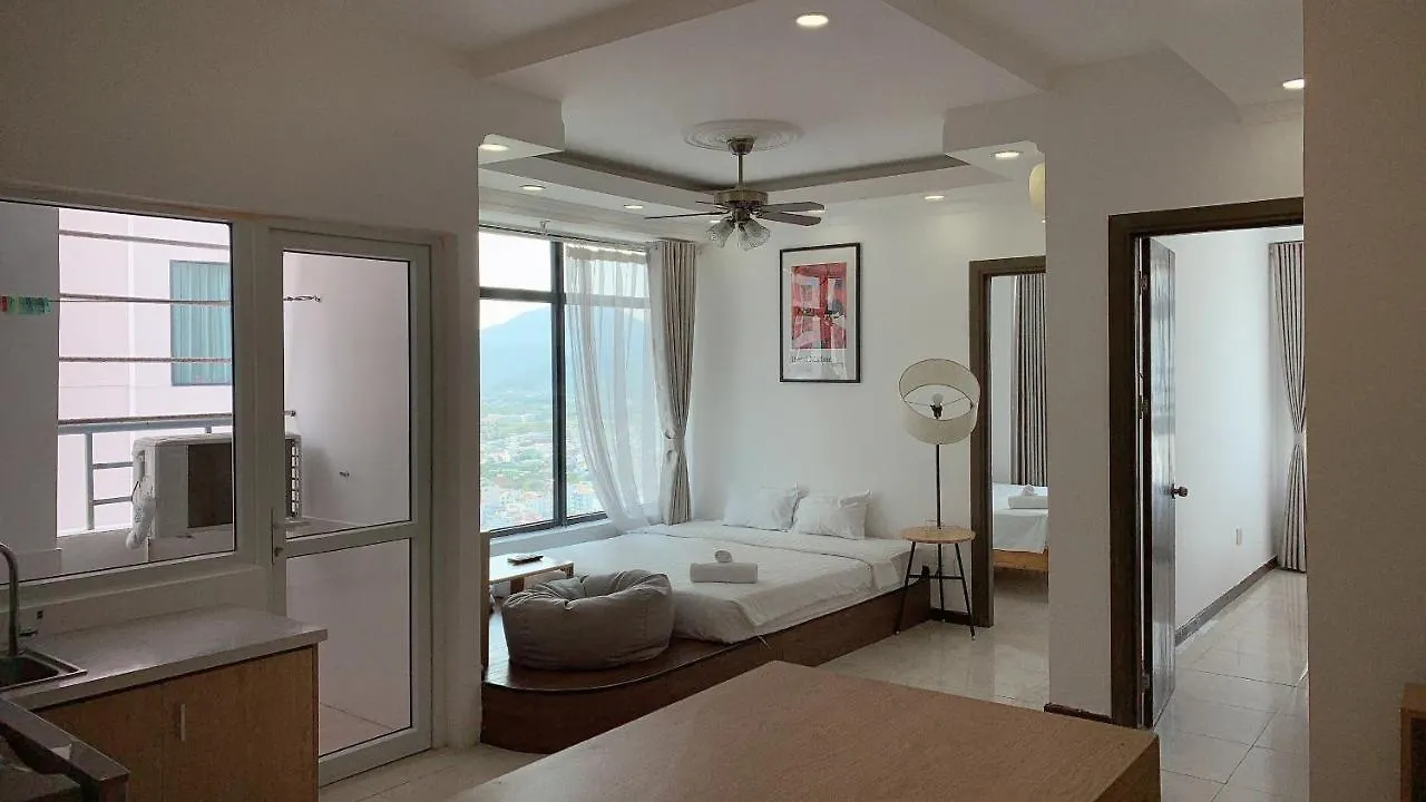Beach Apartment Нячанг
